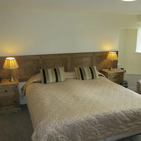 Country Hotel